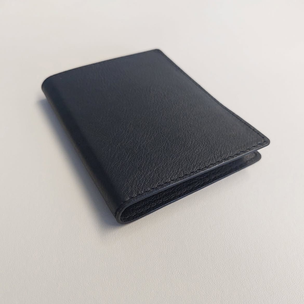 Portcard negru din piele RFID