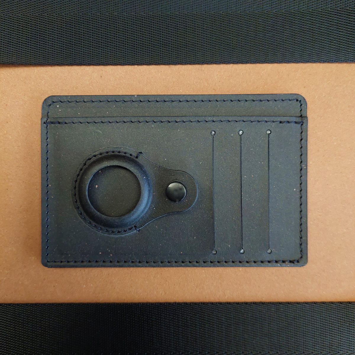 Portcard cu airtag