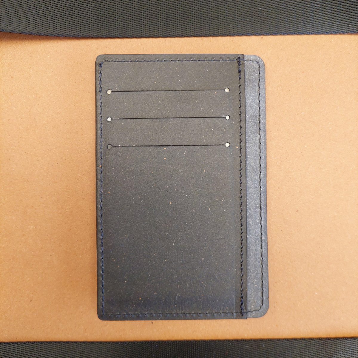 Portcard cu airtag